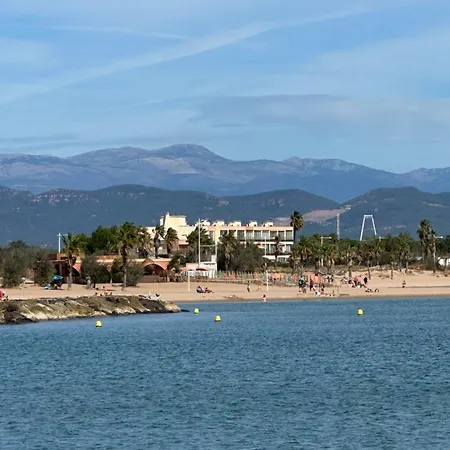 Vue Panoramique Les Pieds Dans L Eau Villepey